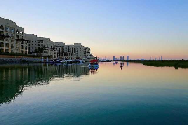 Kajaktouren durch die Mangroven Abu Dhabis